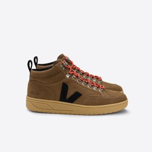 RORAIMA SUEDE BROWN BLACK GUM SOLE