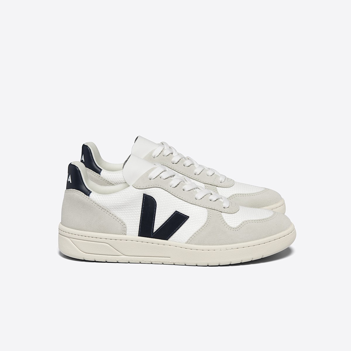 V-10 B-MESH WHITE NAUTICO