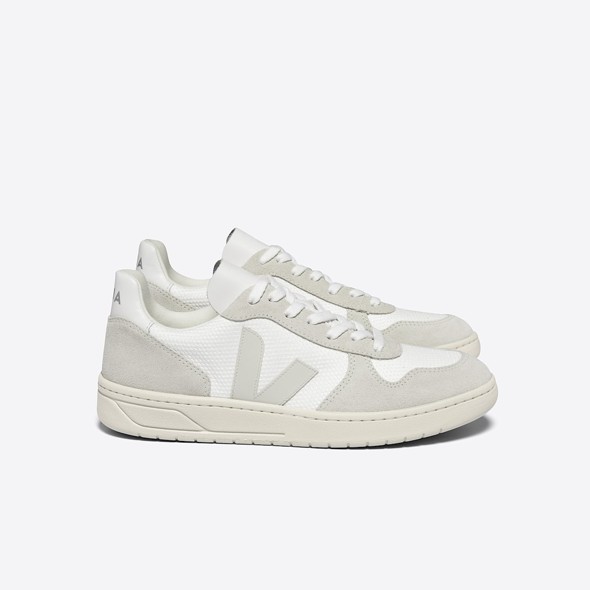 V-10 B-MESH WHITE NATURAL PIERRE